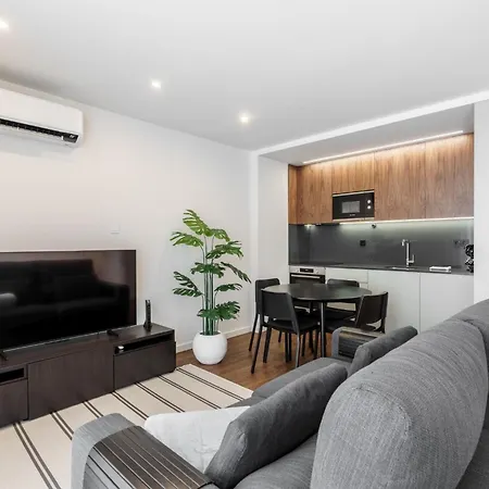 196 Andrade Corvo By Minho's Guest Διαμέρισμα Μπράγκα